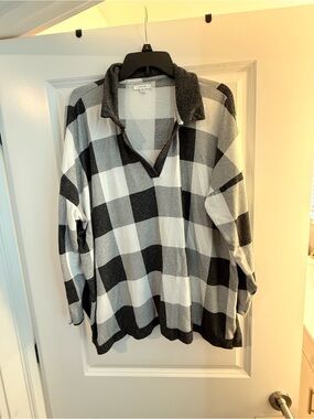 Maurices Black and White Buffalo Check Pullover